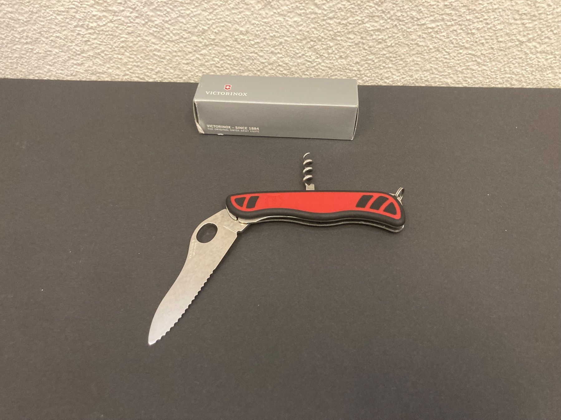 Victorinox Coltelli tascabile: Victorinox Sentinel Onehand 0.8321 MWC, originalverpackt – Nuovo e nell'imballaggio originale da Neuenhof venduto da jorogo 1