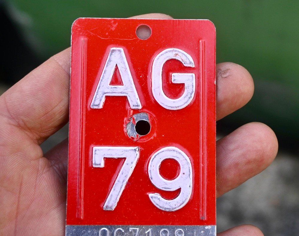 Insegne: Velonummer AG 79 von 1979 - Aargau – Usato da Pfaffhausen venduto da mono_rec 3