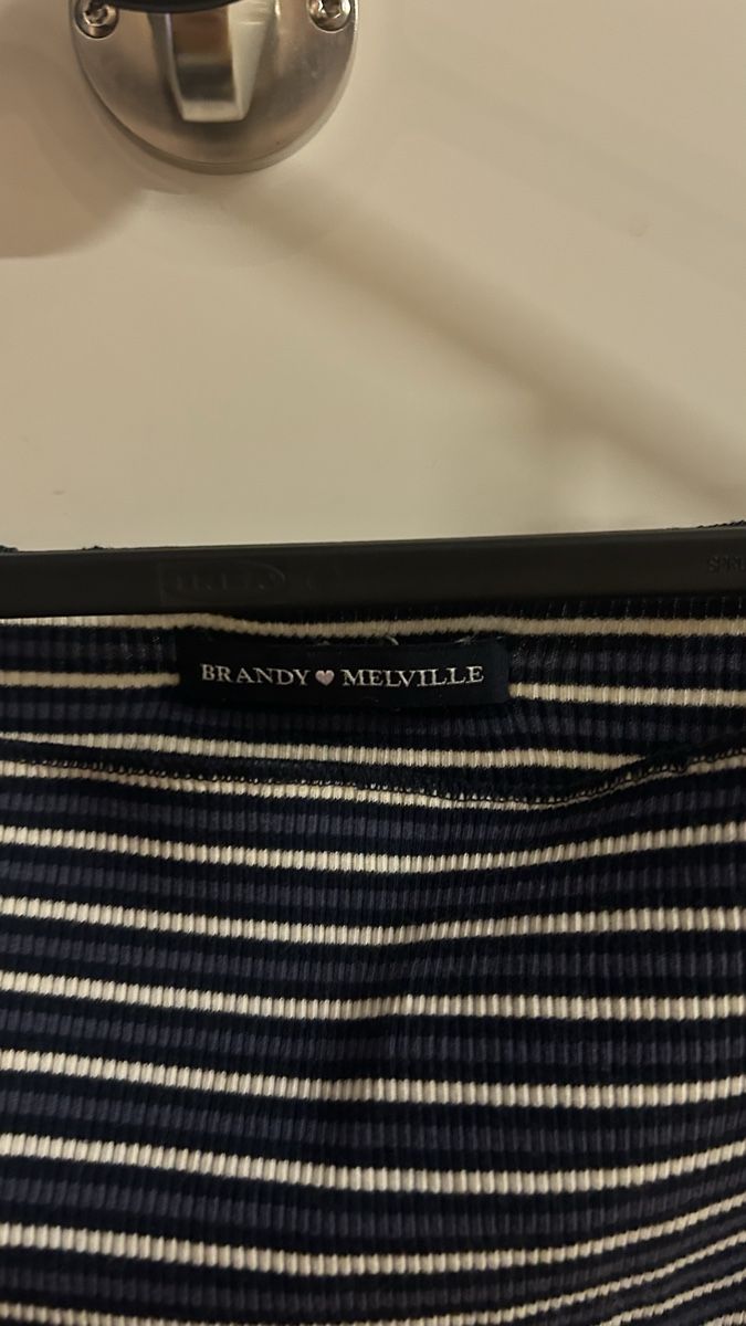 Brandy Melville Top: Brandy Melville top – Usato da Zürich venduto da gol_zrr2 1
