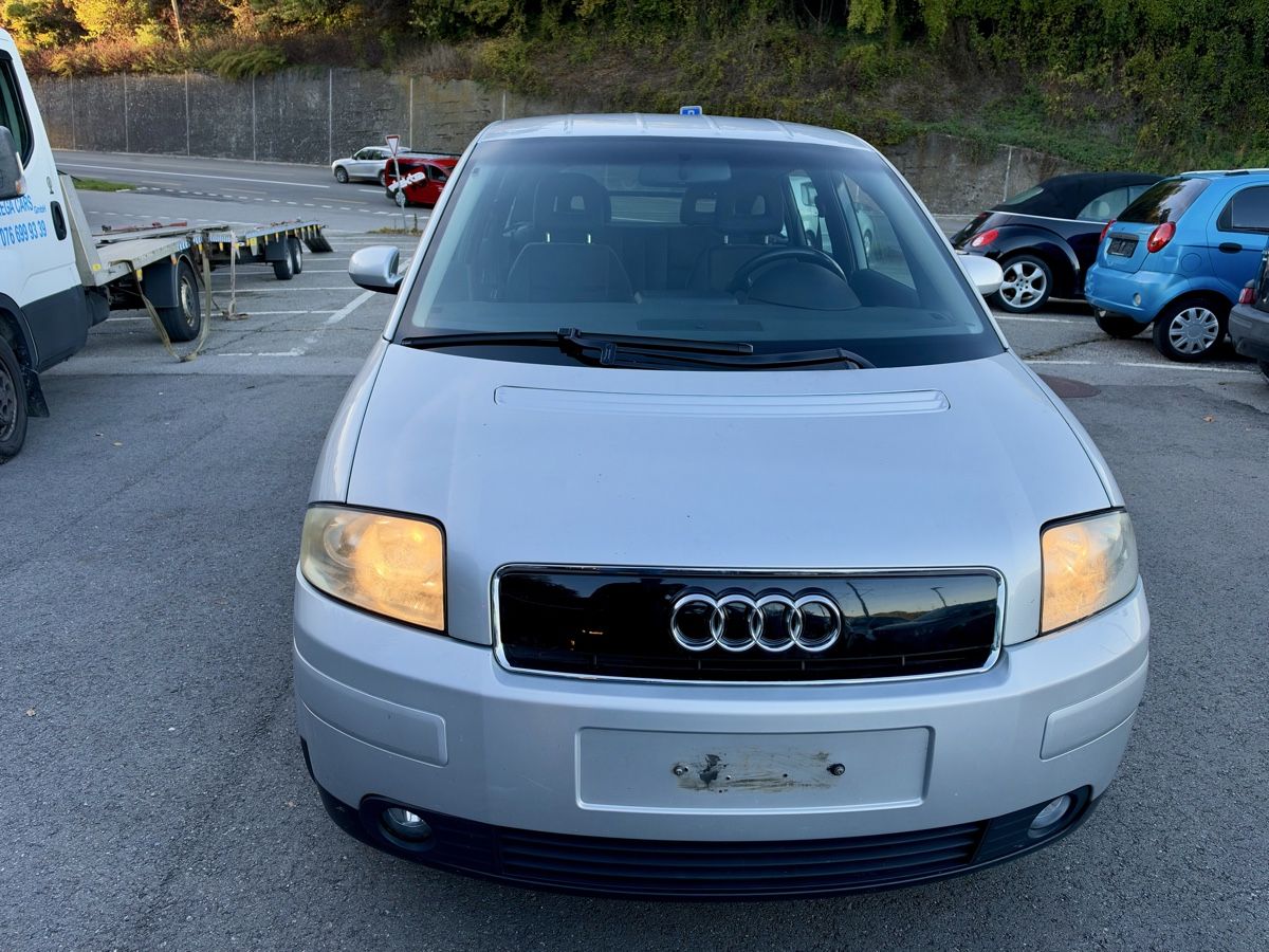 Audi Automobili: Audi A2  1.6 Benzin (mit mfk) – Usato da Hinterkappelen venduto da meh_qf55 3