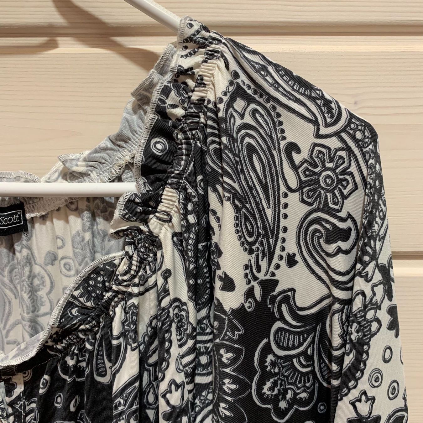 Vestiti: Kleid Laura Scott Gr. 34 – Usato da Fislisbach venduto da KolibriSecondhand 2