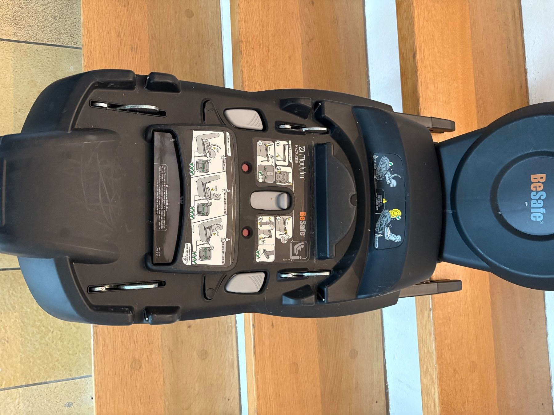 Seggiolini per auto: BeSafe Babyschale iZi Go Modular X inkl Base – Usato da Holderbank AG venduto da cargobulle 3