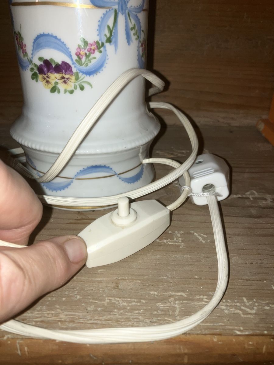 Lampade: Tischlampe, Lampe, E27, E14 – Usato da Neftenbach venduto da 889095 7