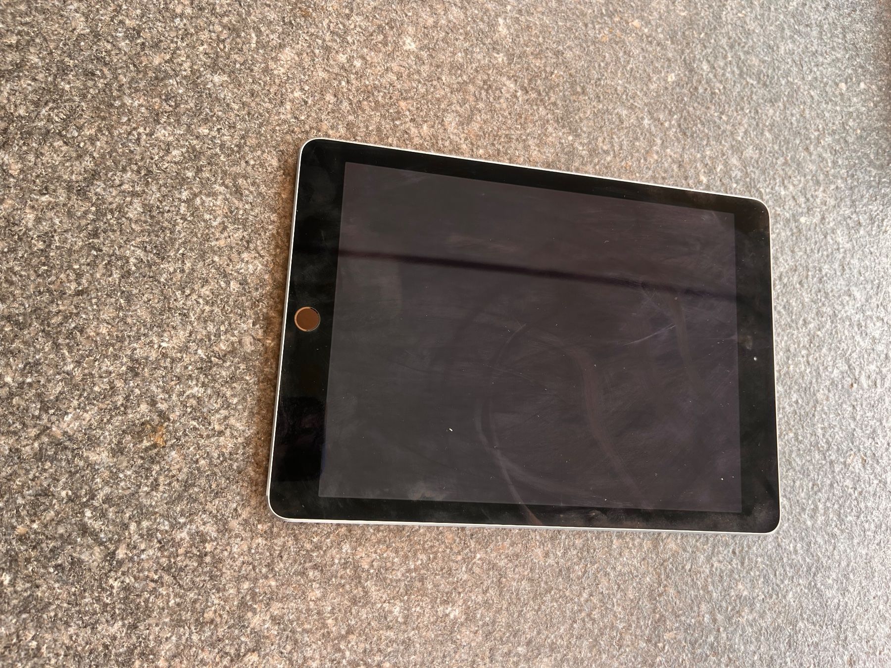 Apple Tablet PC: Ipad Air 2 – Usato da Mönchaltorf venduto da Barolf 1