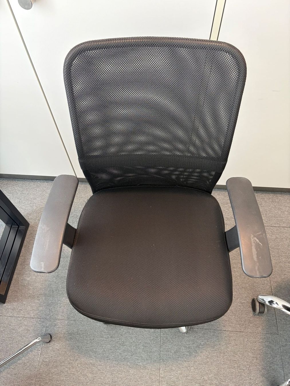 Stühle: Drehbürostuhl höhenverstellbar – Gebraucht aus Zürich von nic_5z96 1