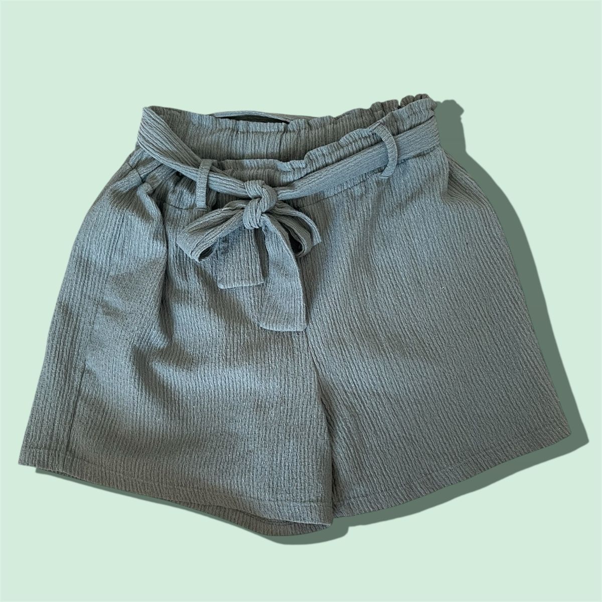 Pantaloni: OLIVE GREEN SHORT FROM NOSY MAY S/36 – Usato da Zürich venduto da lydia.joray