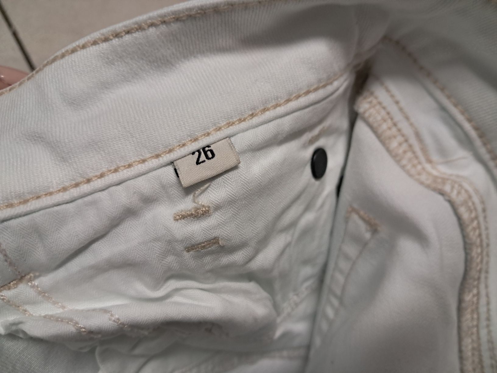 Esprit Jeans: Esprit Jeans, Gr. 26, hellblau, neuwertig – Usato da Weinfelden venduto da Da-ryn01 5