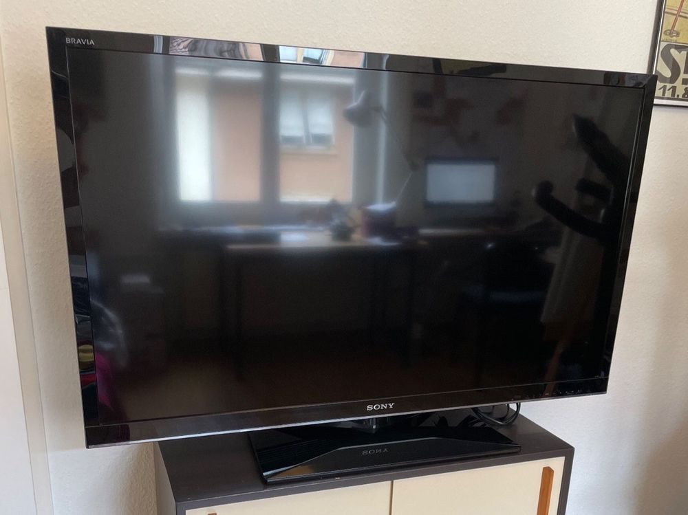 SONY Bravia KDL42EX440 42 Zoll LCDFernseher Kaufen auf Ricardo