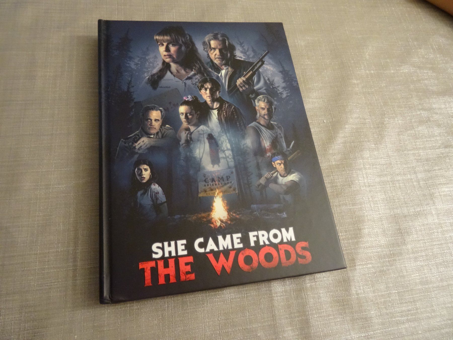 Tutti i DVDs: She Came From The Woods - Blu-ray MEDIABOOK – Usato da Olten venduto da Disc-Verkauf