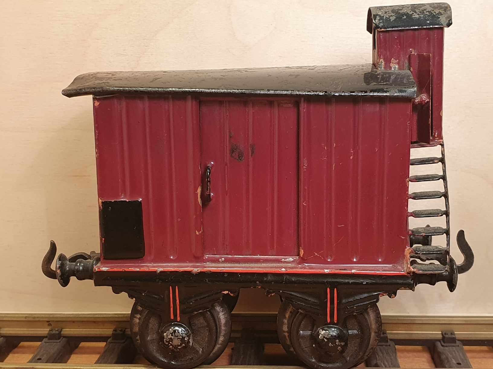 Bing Modellini di ferrovie: Antiker Bing Packwagen mit Bremserhäuschen in Spur 1 – Usato da Riehen venduto da Sandra184 1