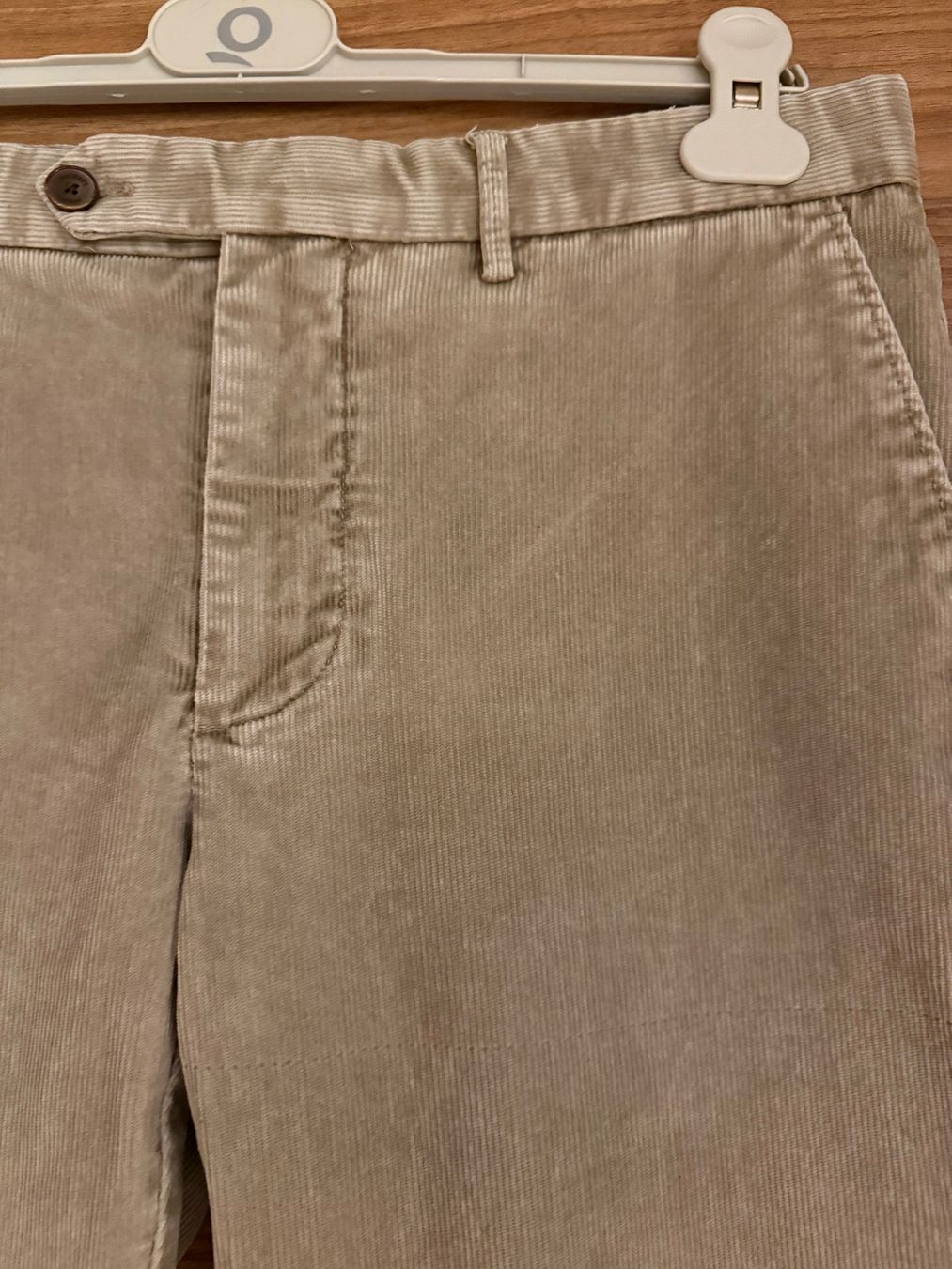 Hackett Pantaloni: Hackett London Cordhose sand Gr. 31 – Usato da Wabern venduto da fengshui63 1