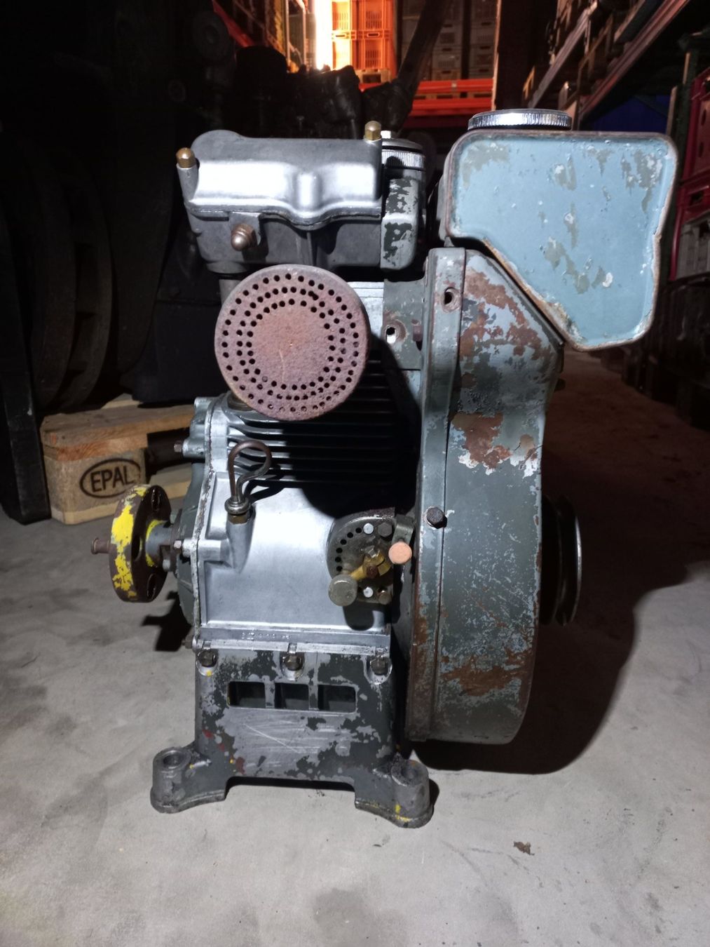 Motori: kompletter Oldtimer Benzinmotor Stationärmotor Bernard  W10 – Usato da Dulliken venduto da Dullikenlerchclassic 3