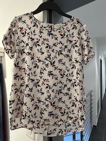 Bluse von Only, Grösse M, Blumenmuster