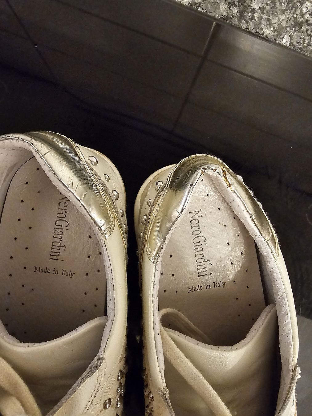 Scarpe da donna: schöne Nero Giardini Sneaker, creme, Gr. 40, – Usato da Dübendorf venduto da Liebeskind101 5