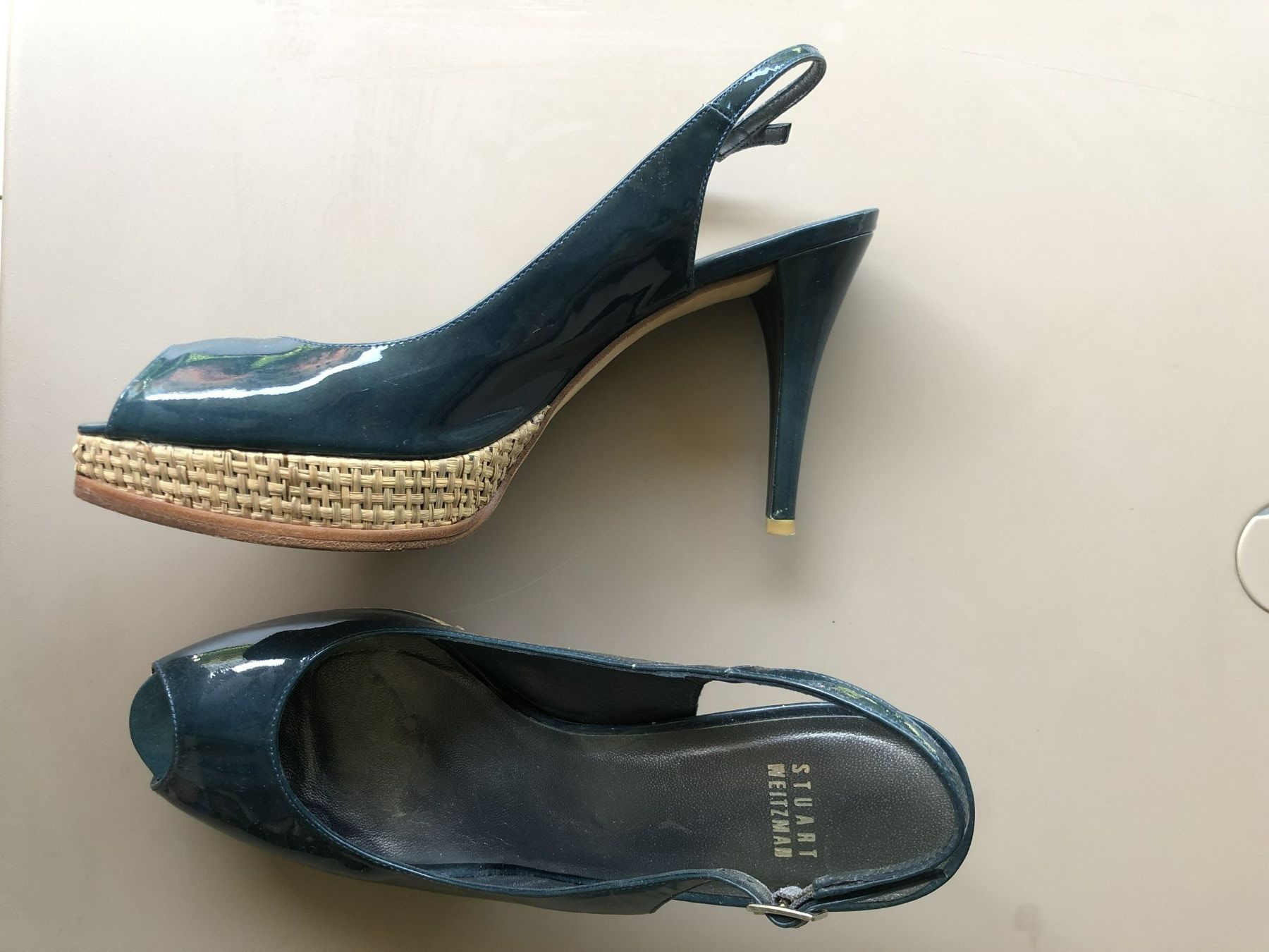 Stuart Weitzman Chaussures femmes: Stuart Weitzman Platform/Plateau Peeptoes Pumps Slingback – D'occasion à Zürich par TSchaefer01