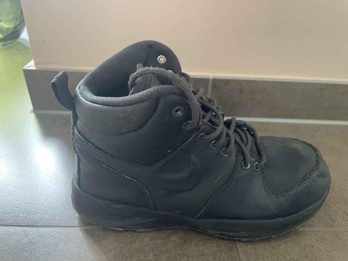 Nike Scarpe per ragazzi: Nike – Usato da Corpataux venduto da seniz 1