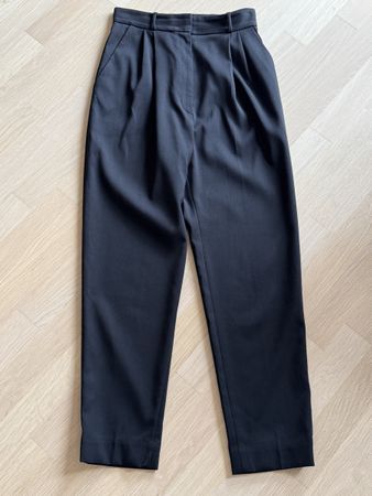 COS schwarze Damenhose – Gr. 36