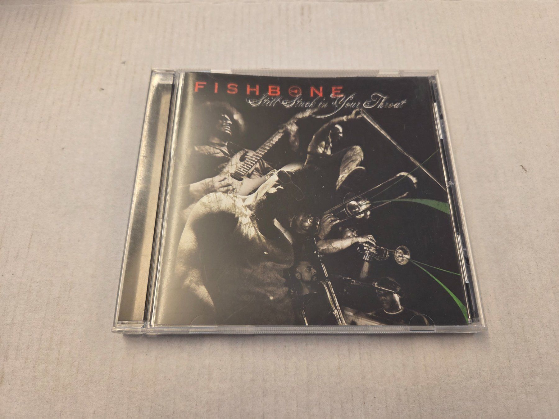 CD: FISHBONE - STILL STUCK IN YOUR THROAT – Usato da Bern venduto da Vinylsound.ch