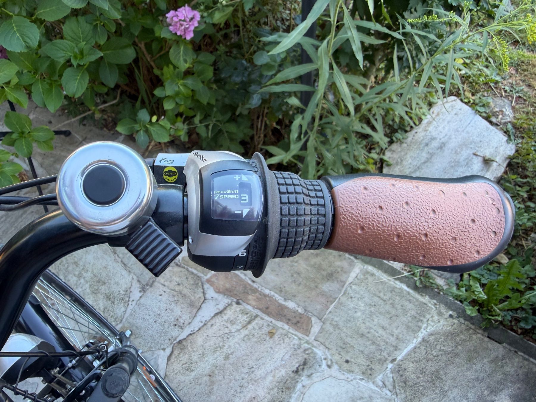 Totem Vélos: e-bike, e-totem – D'occasion à Dulliken par Erfolgreich05 6