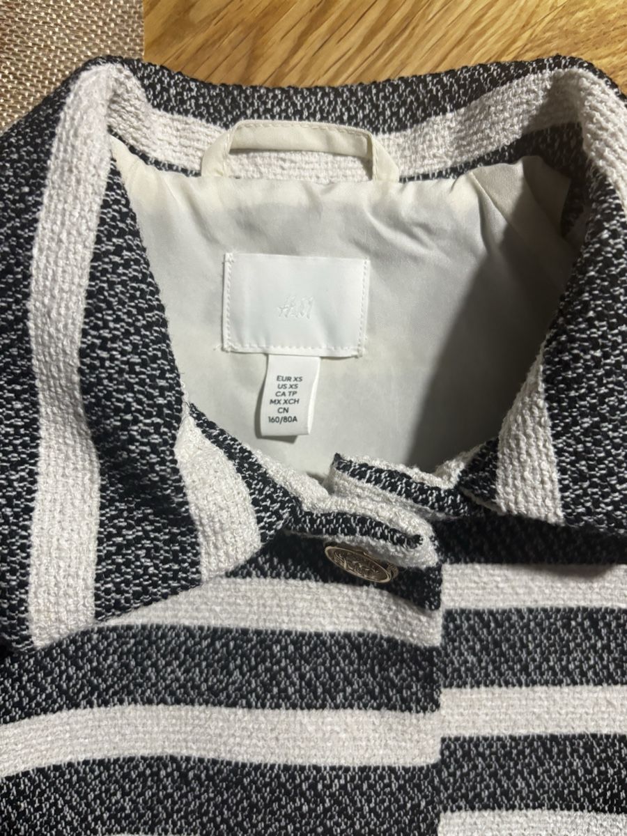 H&M Giacche: Jacke H&M XS  – Nuovo (secondo la descrizione) da Buchrain venduto da Ham2383 1