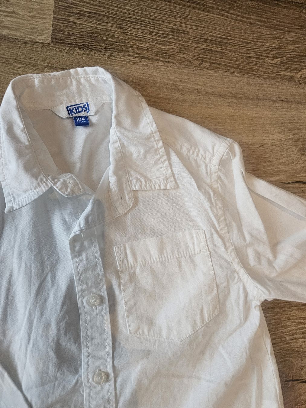 Lotti & Set di vestiti: Kleiderpaket Gr. 104 – Usato da Grosshöchstetten venduto da Qenko 1