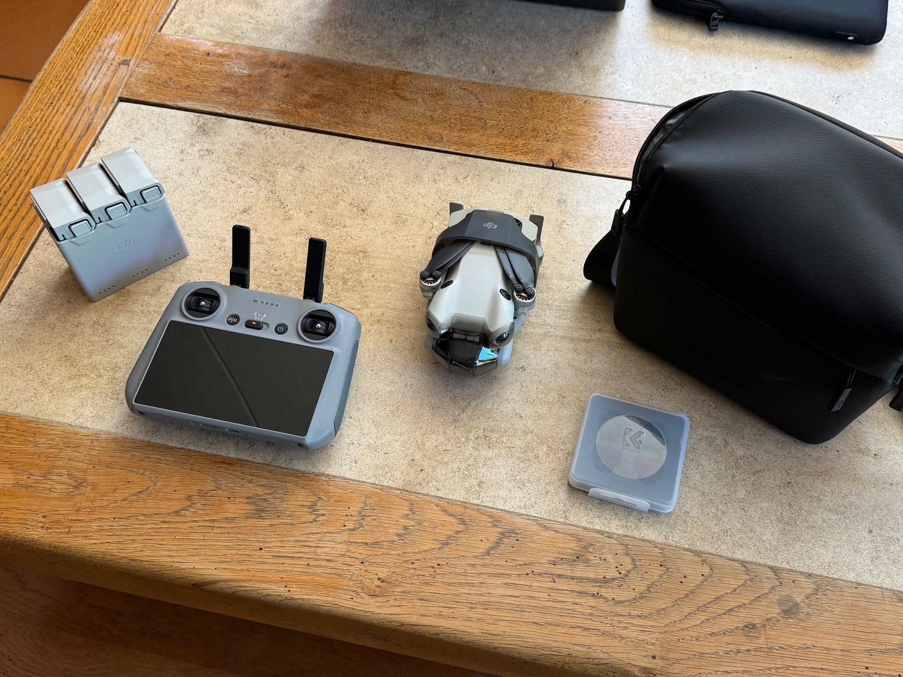 DJI RC Modellbau: Dji mini 4 pro – Gebraucht aus Le Locle von m.bigjohn