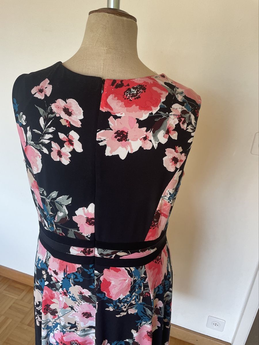 Vestiti: Elegantes Sommerkleid – Usato da Kriens venduto da Elli041 2