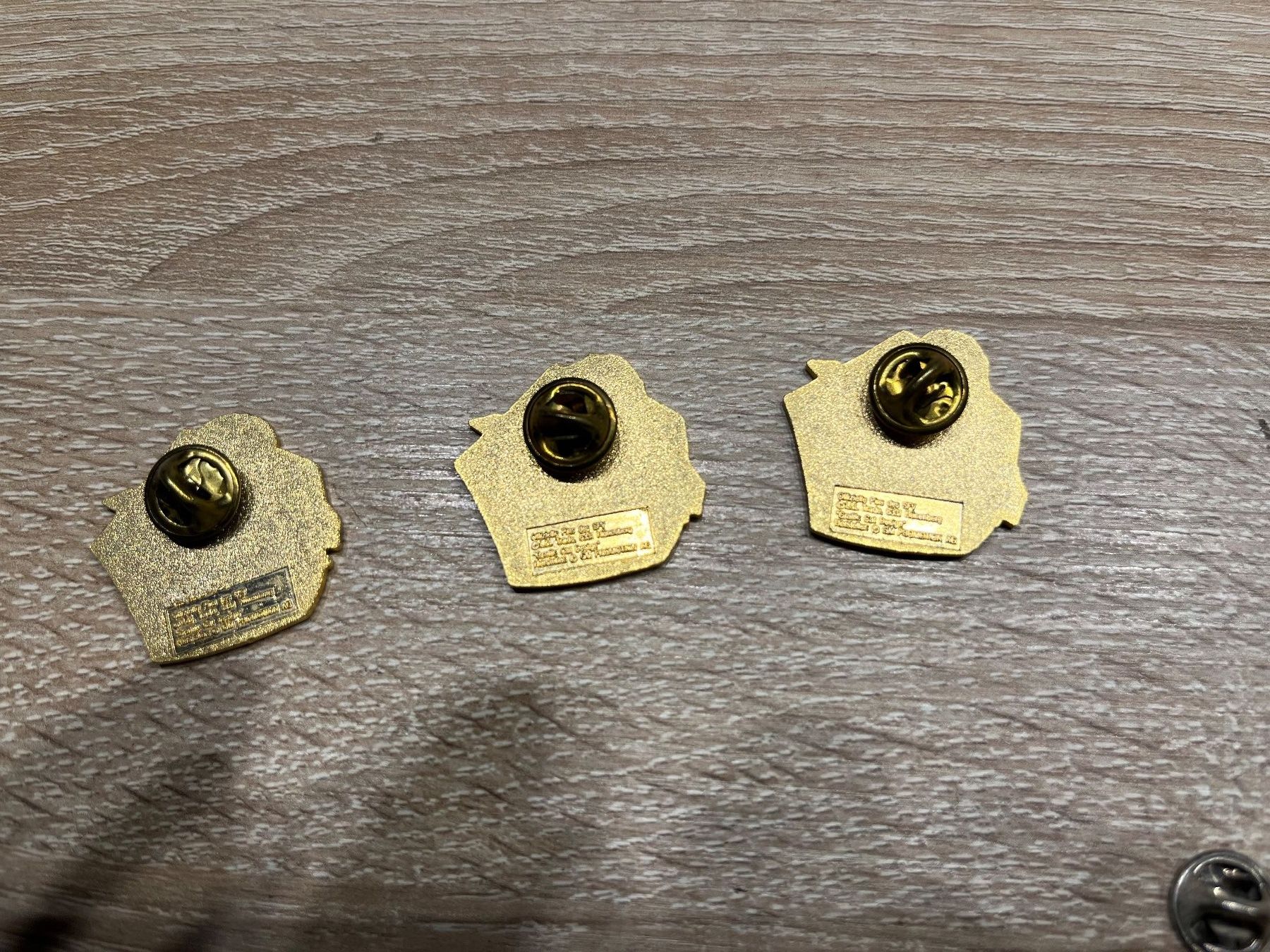Placchette & Badge: Pins WM USA – Usato da Muttenz venduto da Bhuebi 1