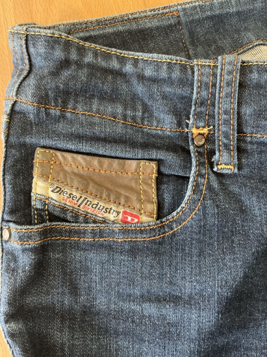 Diesel Pantaloni: Diesel Jeans W25/L32 – Usato da Uetikon am See venduto da erz13 3