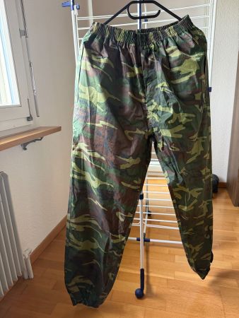 Regenhose Tarnung Grösse L, wasserdicht, für Frühling/Her...