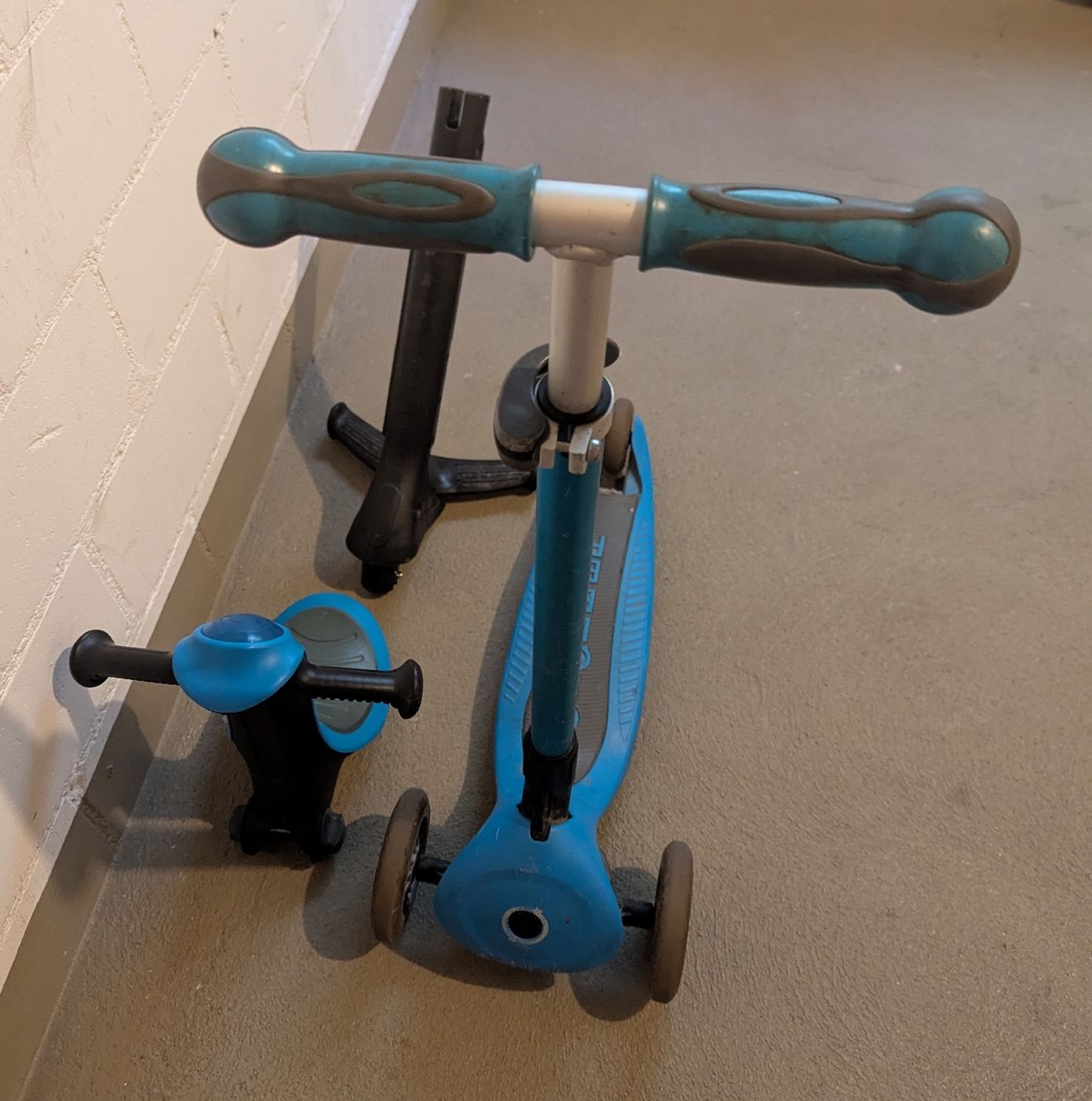 Globber Véhicules pour enfants: Trotti Globber 3 in 1 – Défectueux à Bassersdorf par Dido2320 1