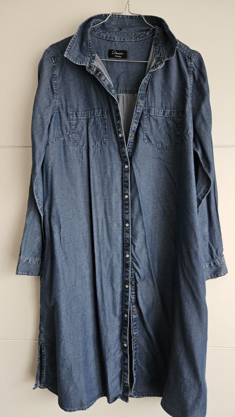 Vestiti: Jeanskleid, Longbluse – Usato da Wichtrach venduto da Spdawi