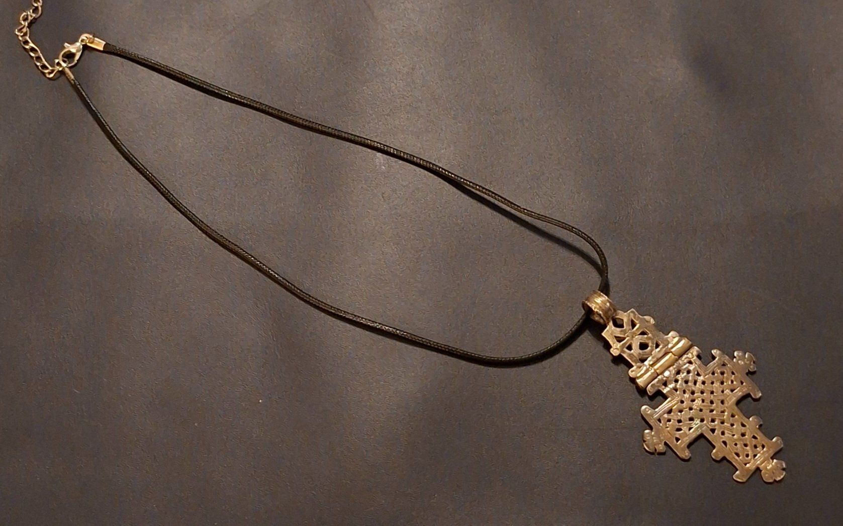 Catenine: Collier ethnique – Usato da Biel/Bienne venduto da raf_2yqq