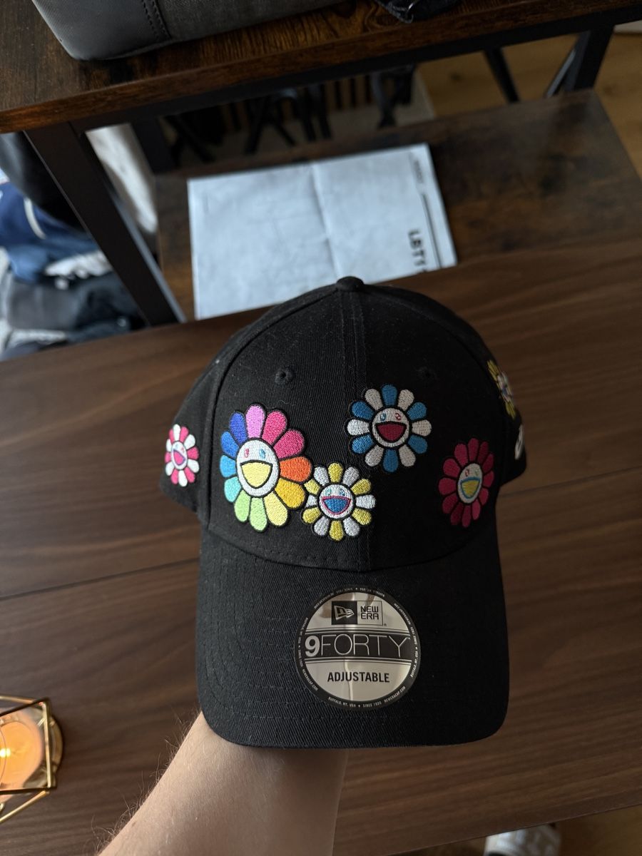 New Era Copricapi, berretti & cappellini: New Era Takashi Murakami Cap – Nuovo (secondo la descrizione) da Bülach venduto da Epicst0re