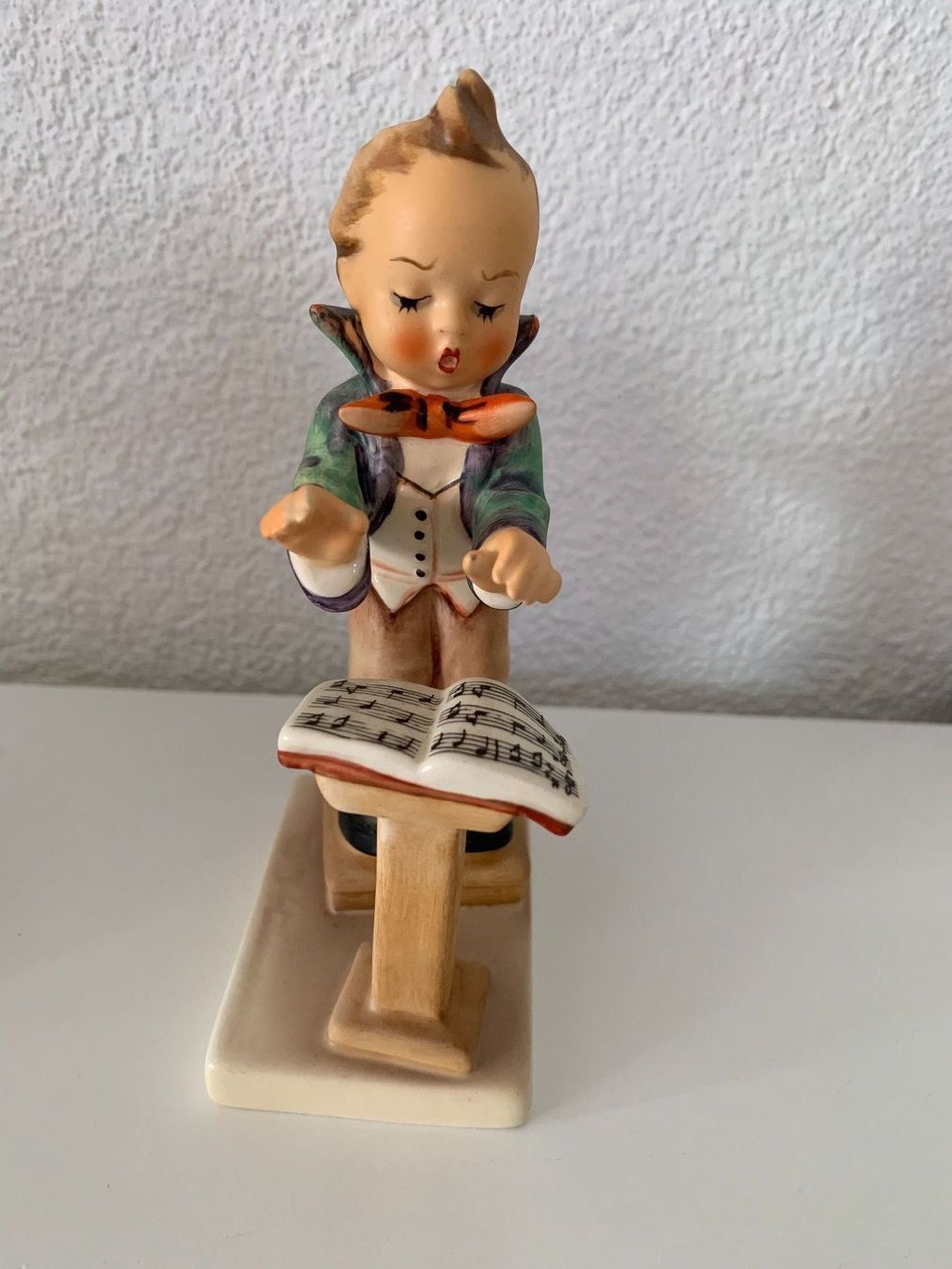 Hummel Statuette: Goebel Hummel Figur – Usato da Kreuzlingen venduto da micus87