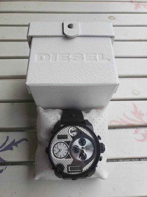 Diesel Herrenuhr Big Daddy Chronograph Edelstahl 1