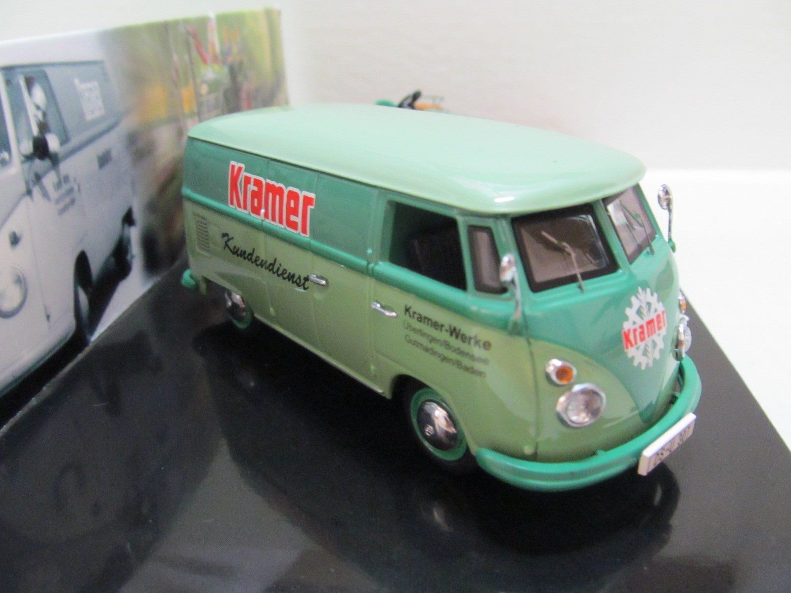 Schuco Kit di modellismo & Modellini statici: KRAMER  ALRAD  SET  MIT  DVD  VW T1  KRAMER TRAKTOR – Nuovo (secondo la descrizione) da Grueningen venduto da malamut56 3