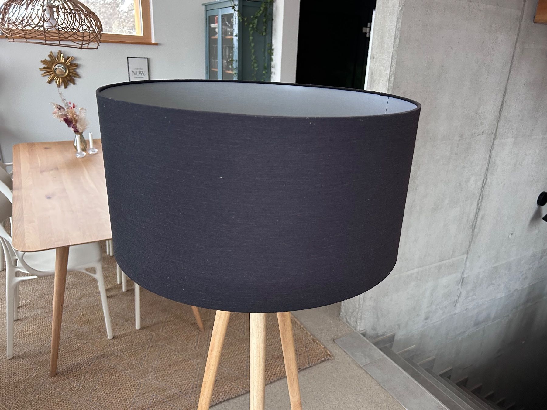 La Redoute Lampade: Lampadaire noir La Redoute – Usato da Châtel-St-Denis venduto da celisis 1