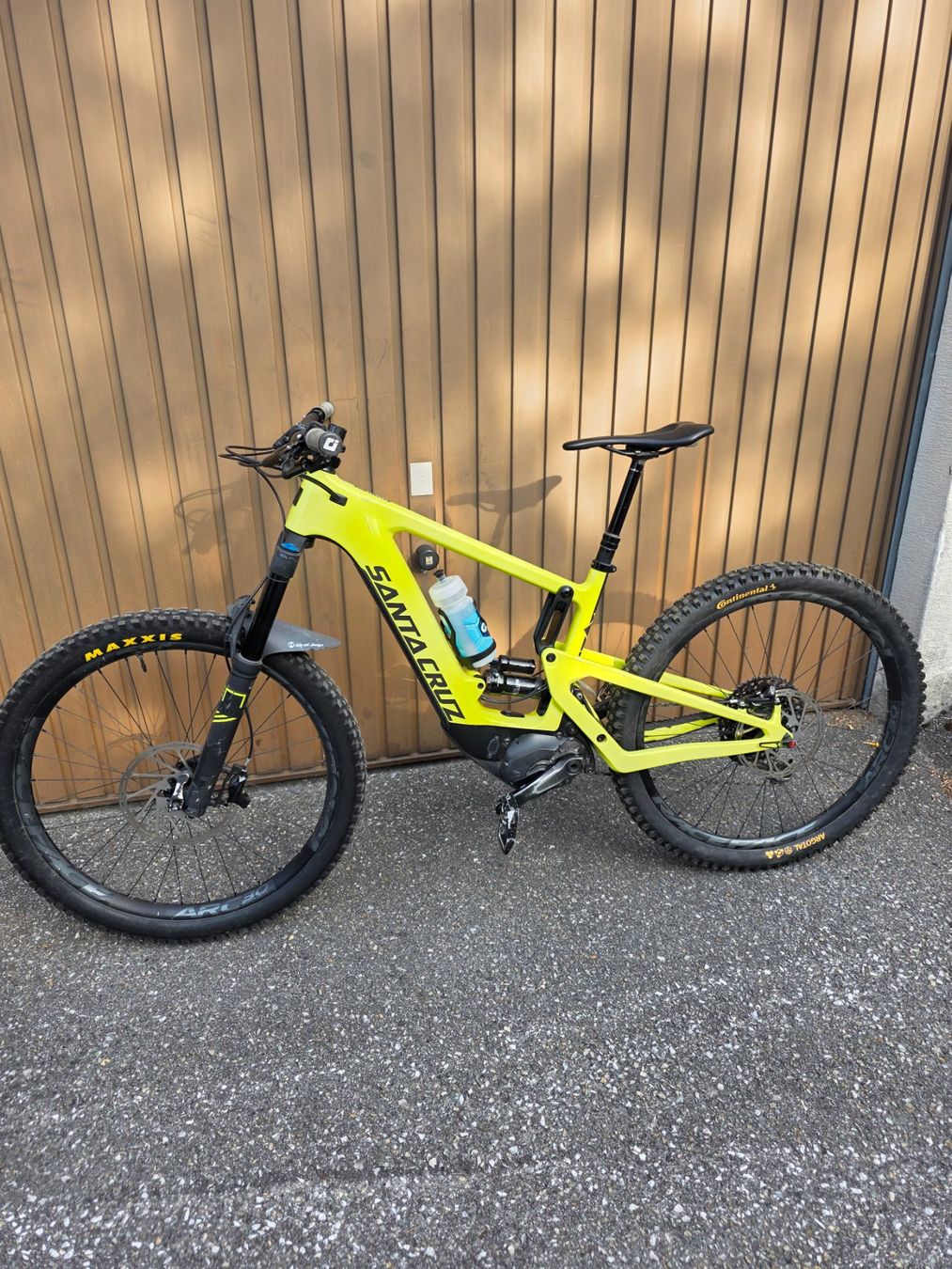 Velos: Santa Cruz E-Bike – Gebraucht aus Susten von Shakira4me