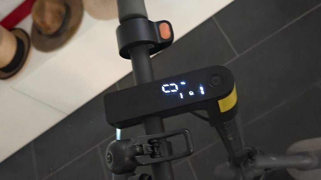 Kickboard: Monopattino Xiaomi Mi Essential  – D'occasion à Breganzona par fab_8lj5 2