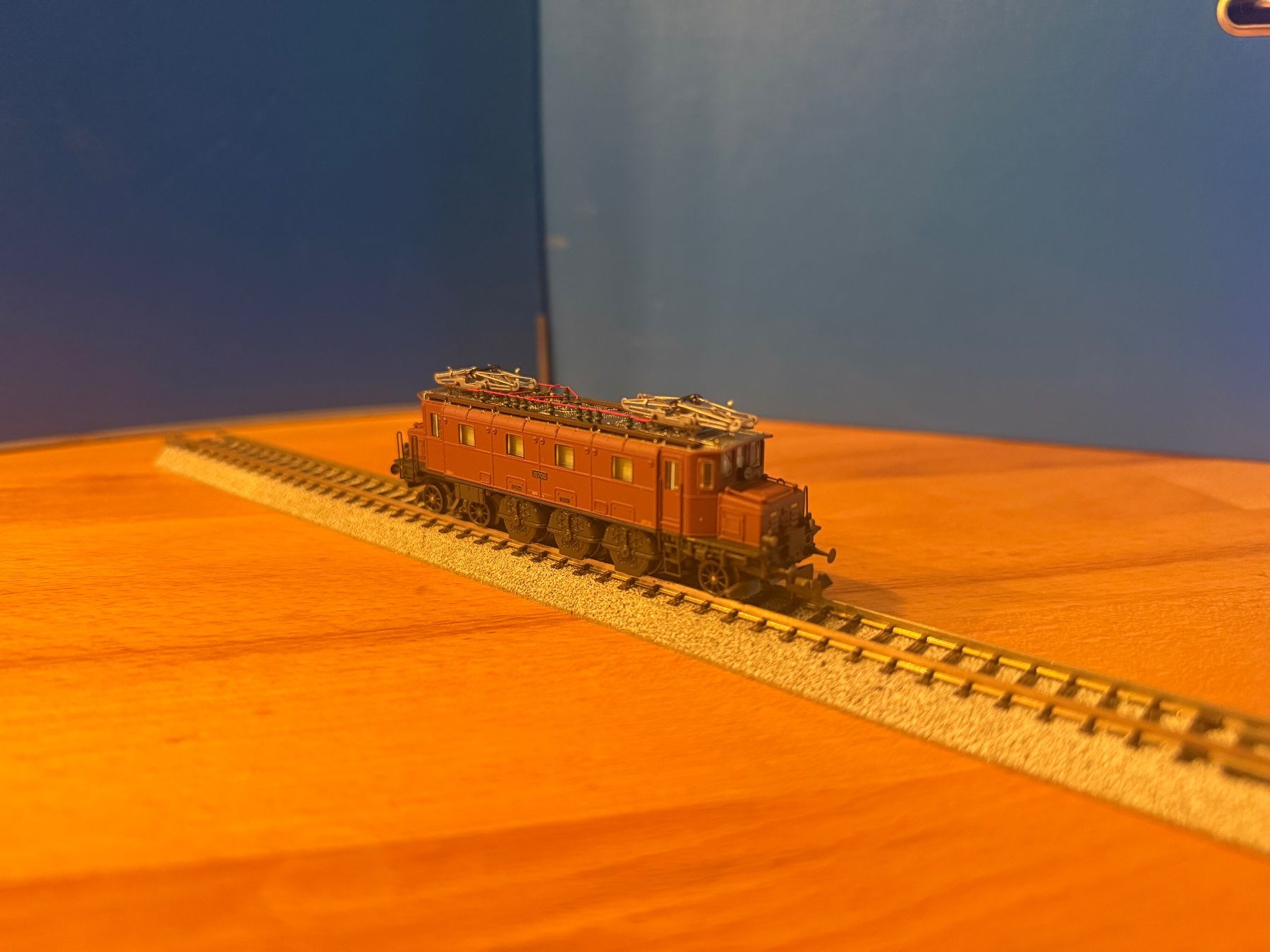 Piko Modelleisenbahnen: PIKO Ae 3/6 I in Braun – Gebraucht aus Diemtigen von Mpsj4 1