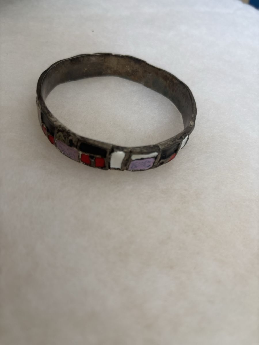 Bracelets: Armreif mit farbigen Emaille-Einlage gebrauchter Zustand – D'occasion à Sirnach par khe_q88w 1