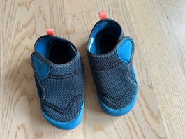Geräte-/Turnschuhe Gr. 27