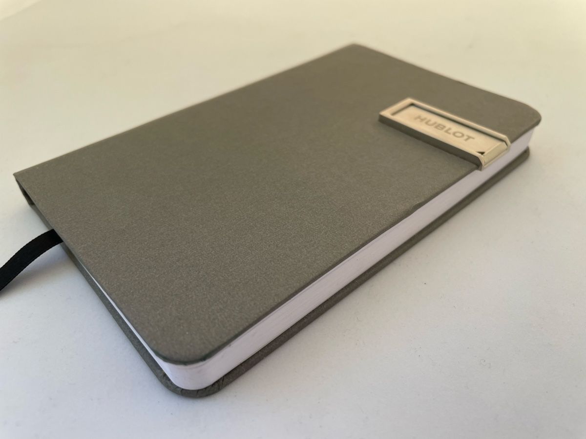 Schreibblöcke: Carnet de notes Hublot avec clé USB 8Go – Neu und originalverpackt aus Bôle von soleil778