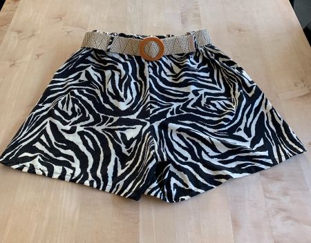 Damenshorts  Grösse L