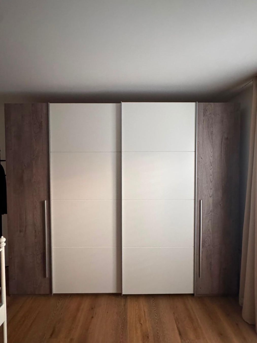 Armadi: Kleiderschrank – Usato da Hermetschwil-Staff venduto da FrankSiegmund 1