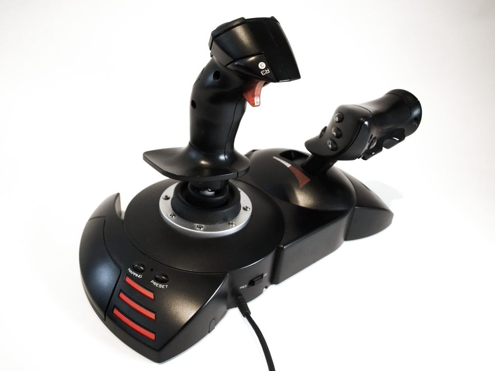 Thrustmaster T.Flight Hotas X Joystick Per PC - Volante E Manetta Con Pulsanti Programmabili - Foto 4