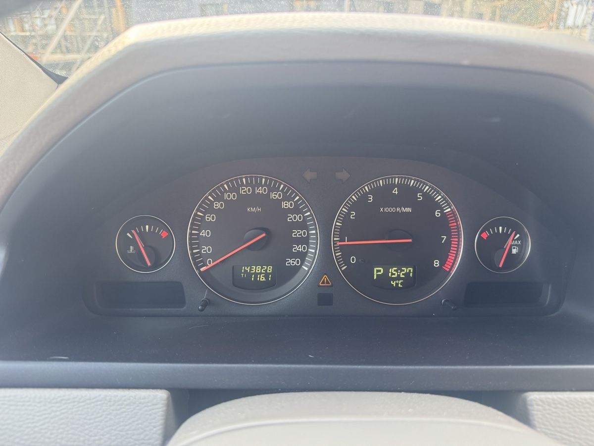 Volvo Automobili: Volvo XC 90 T6 AWD – Usato da Gsteigwiler venduto da Addy92 1