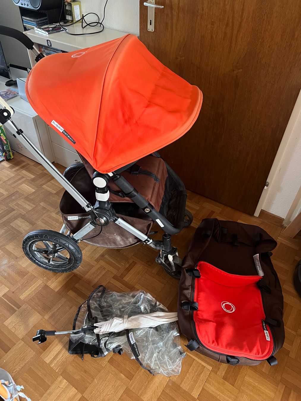 Bugaboo Carrozzine: Bugaboo Cameleon mit viel Zubehör – Usato da Basel venduto da friceberg2 1