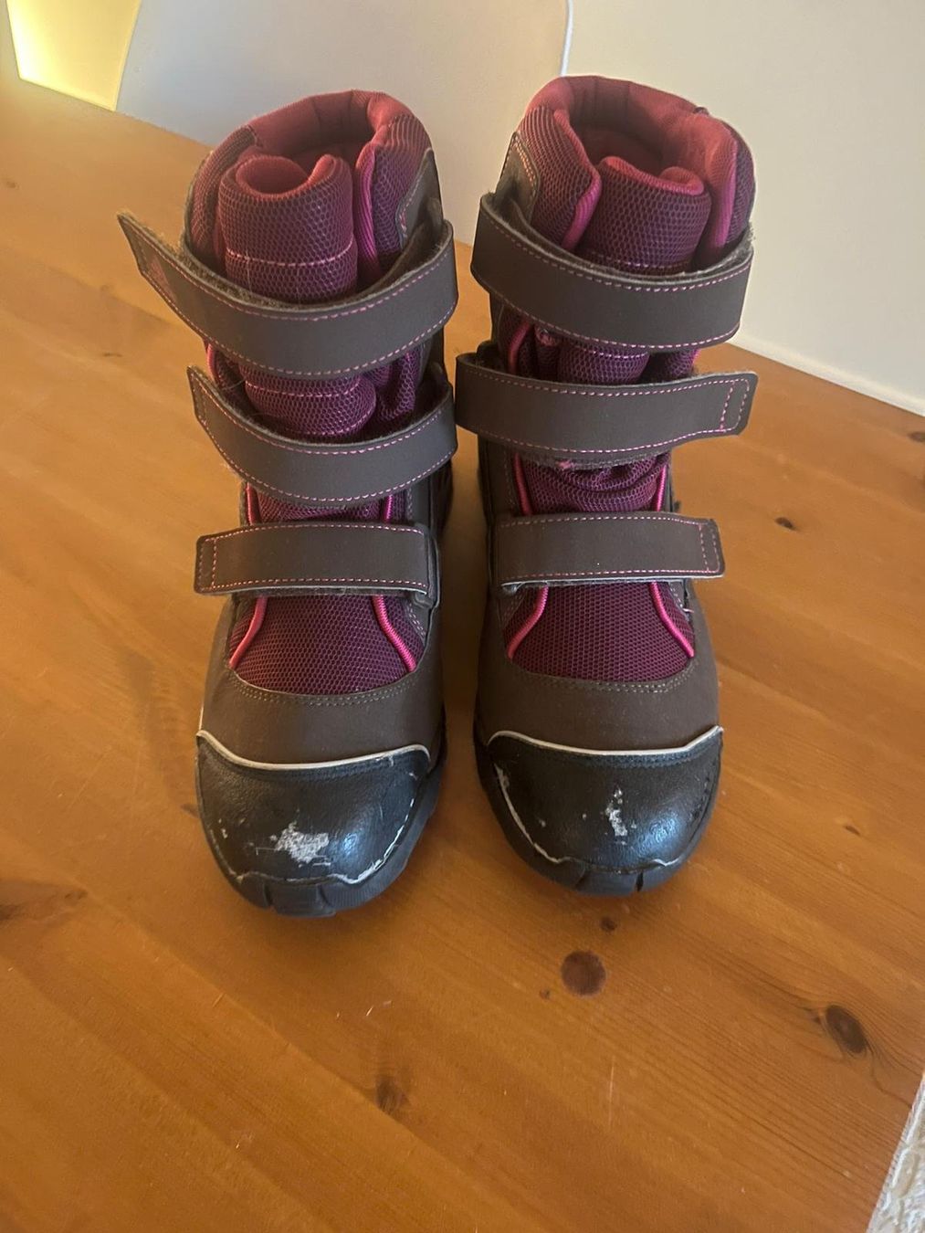 Adidas Schuhe für Mädchen: Adidas Winterstiefel Gr. 37.5 – Gebraucht aus Aathal-Seegräben von Kati_Mey